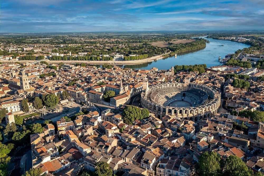 Week-end à Arles : itinéraire 2 jours entre Rome antique, Van Gogh et Camargue (2026)