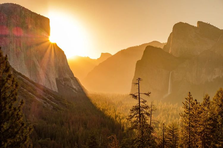 Lever de soleil à Tunnel View