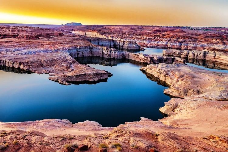 Lake Powell :  le lac aux 96 canyons