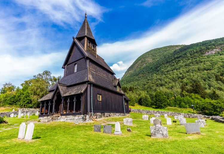L’église en bois debout d’Urnes
