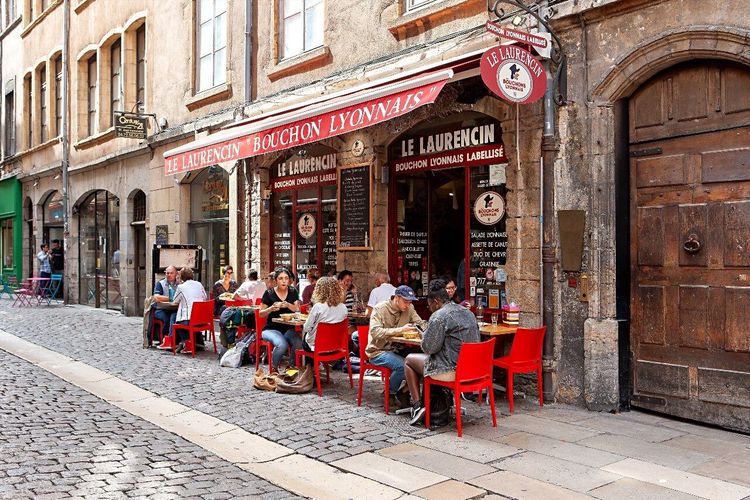 restaurant lyonnais traditionnel