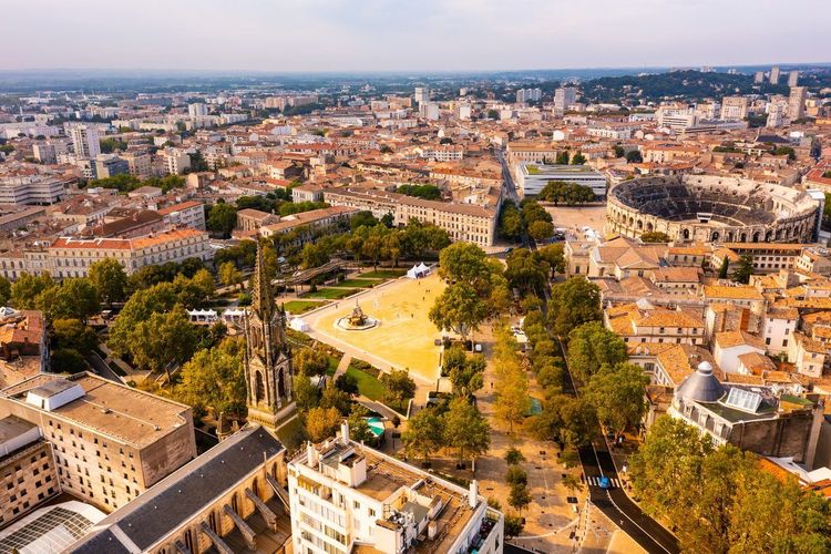 Nîmes
