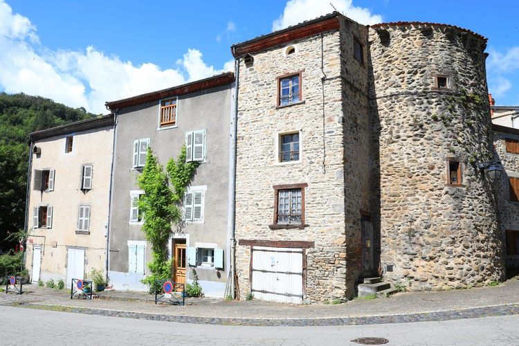 Blesle village médiéval