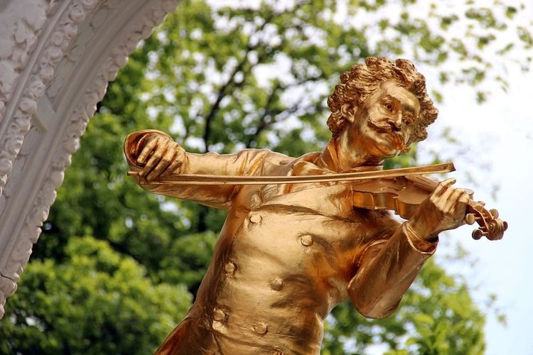 statue-johan-strauss
