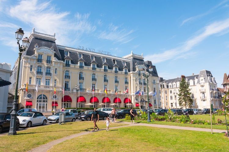 Grande Digue Cabourg