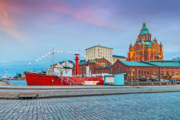 Helsinki,City,Skyline,,Cityscape,Of,Finland,At,Sunset