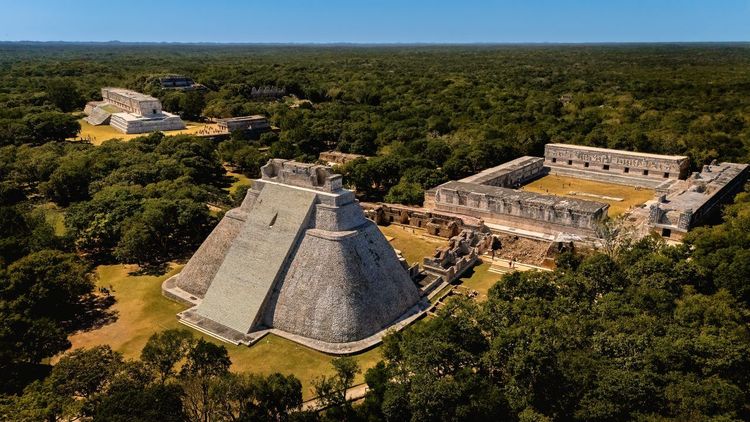 Pyramide du Magicien Uxmal