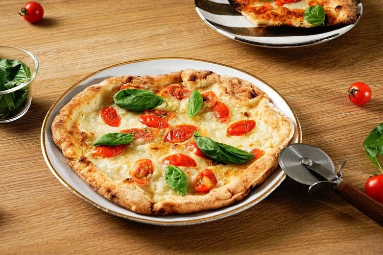 pizza Margherita Naples