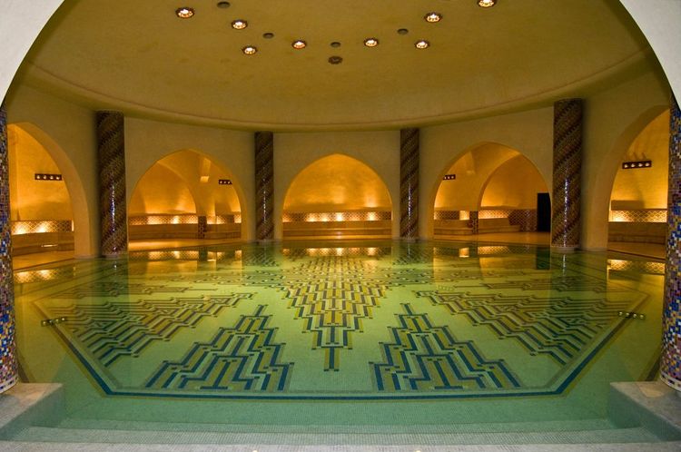 January,4,,2009.,Ritual,Bath,In,The,Mosque,Of,Hassan