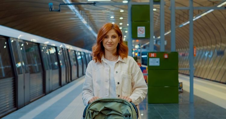 métro Paris poussette