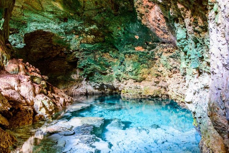 kuza-cave