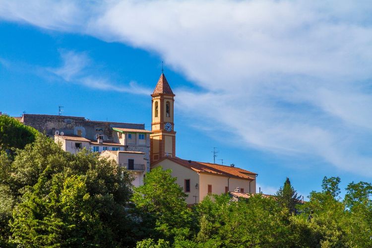Aspremont village