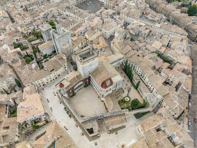 Uzès village
