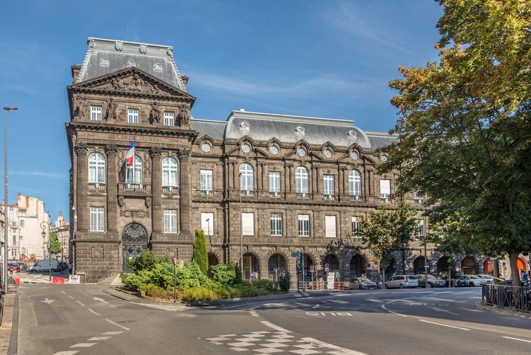Place des Carmes Clermont-Ferrand