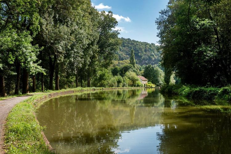 Canal de Bourgogne Dijon