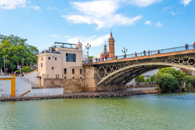 Puente de Triana
