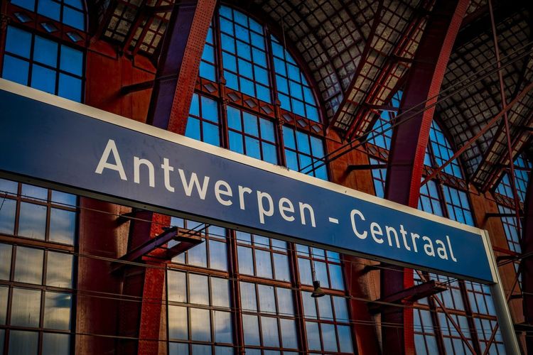 Gare d'Anvers-Central