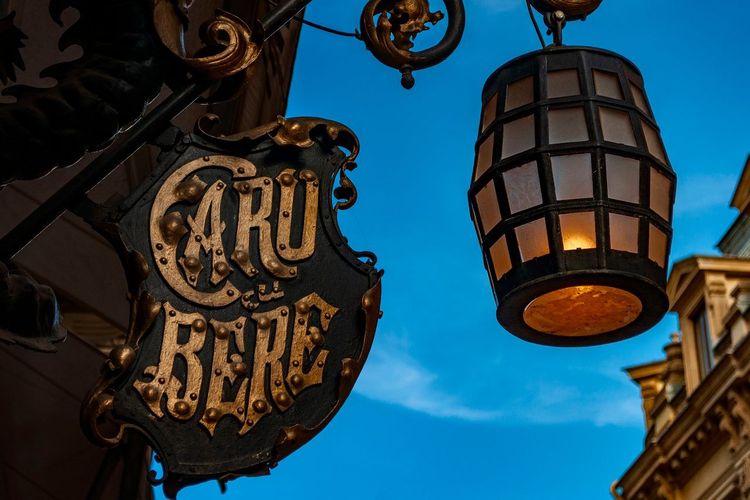 Caru' cu Bere