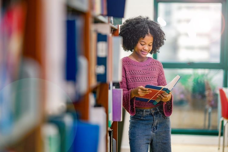bibliothèque enfants lecture