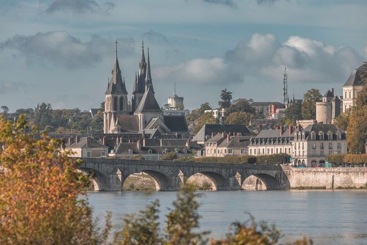 Tours ville