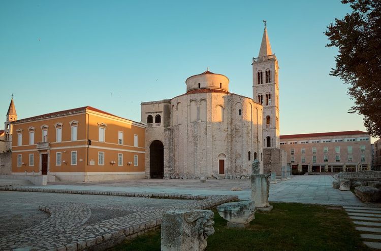 Église Saint-Donat