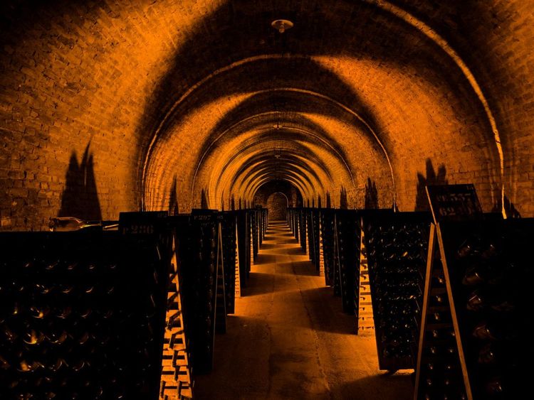 caves de Champagne