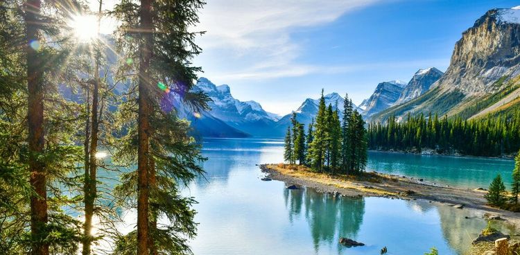 lake maligne spirit island jasper