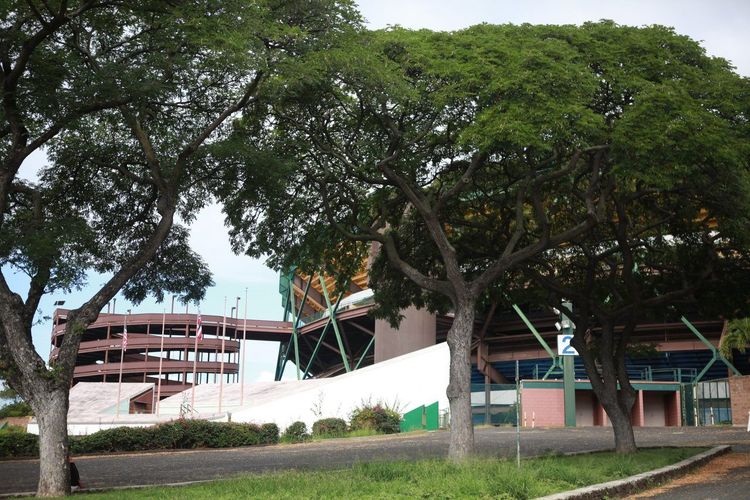 Aloha Stadium Swap Meet