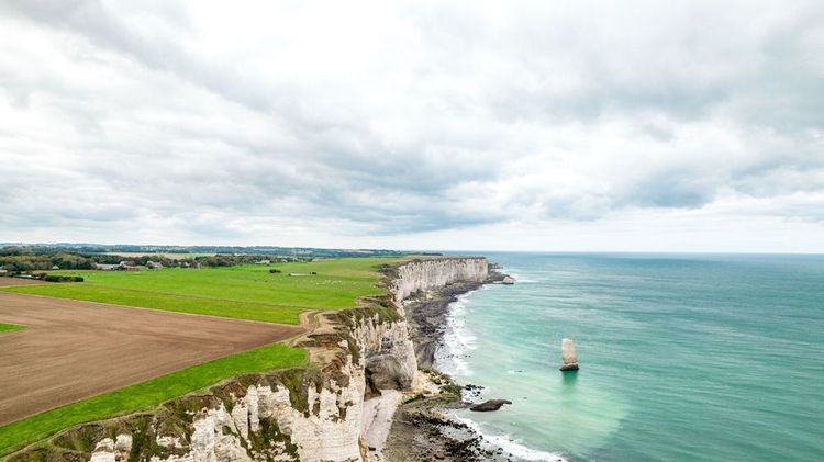 cote-escarpée-normandie-manche