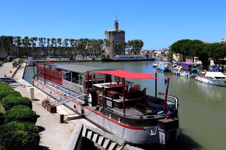 peniche-aigues-mortes