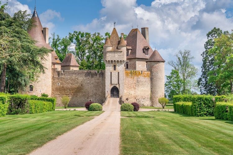 chateau-de-thoury