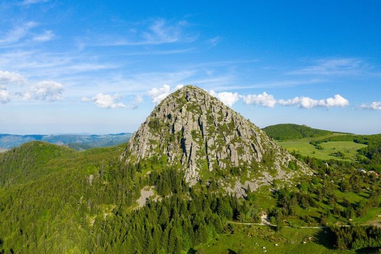 The,Mont,De,Gerbier,De,Jonc,In,The,Middle,Of