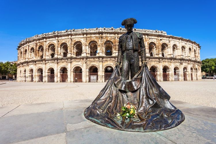 Nîmes arènes