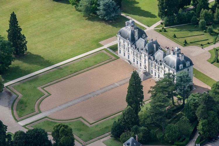 vue-aerienne-chateau-cheverny