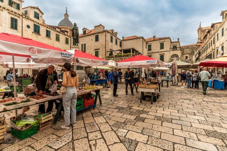 Marché Gundulićeva Poljana