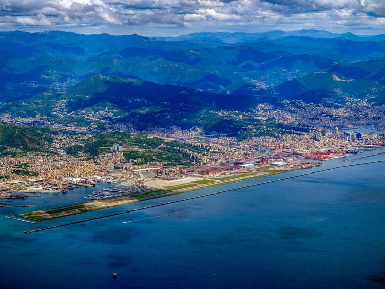 Aéroport Cristoforo Colombo Gênes