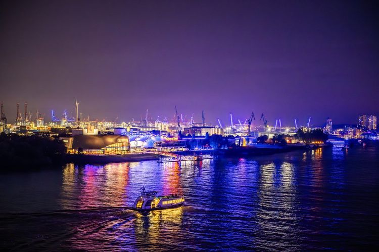 Ferry Elbe Hambourg