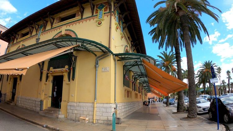 Halles municipales de Menton
