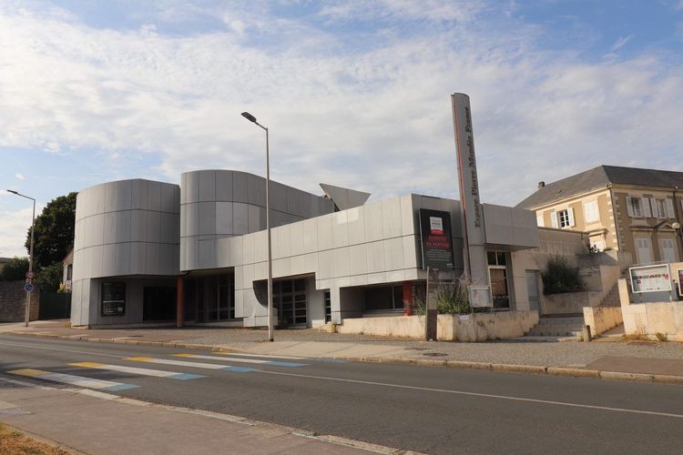 Espace Mendès France
