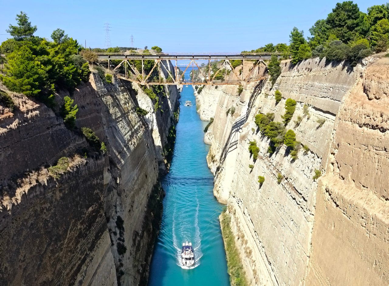 Canal de Corinthe