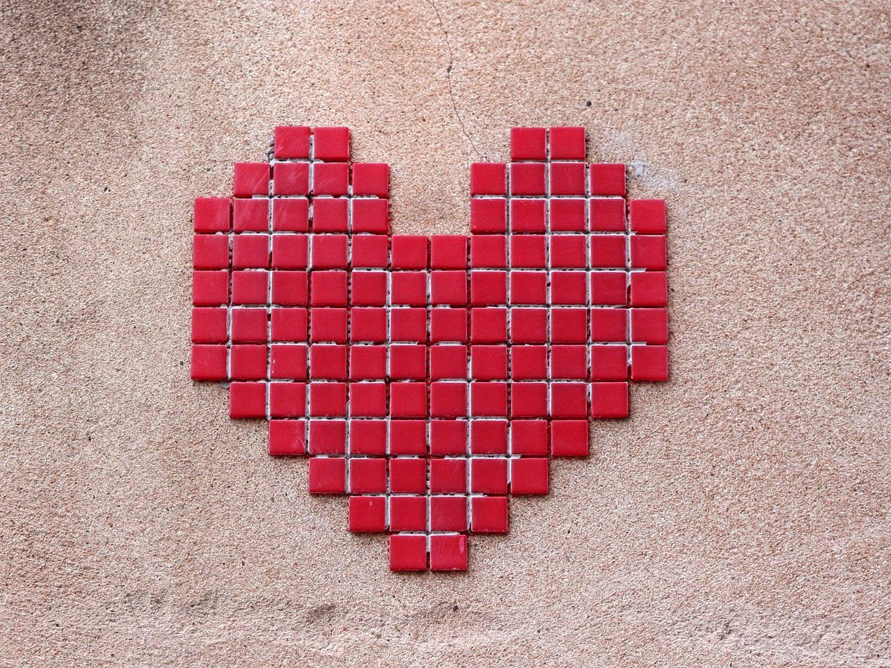 collage pixel art mur