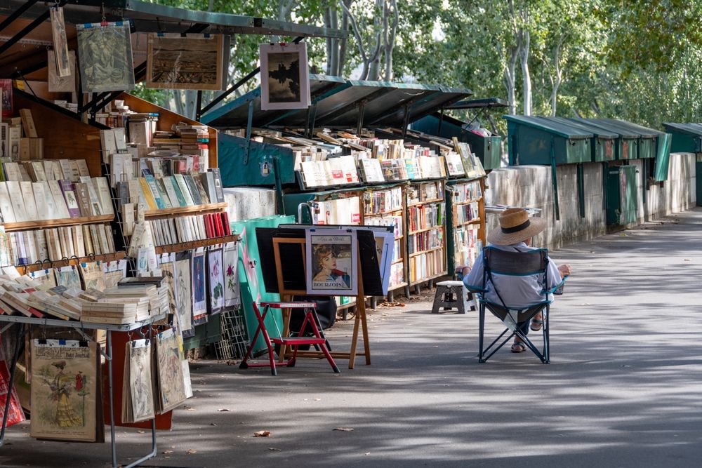 Paris,,France, ,October,2,,2023:,Parisian,Bouquiniste,Display.,Bouquinistes