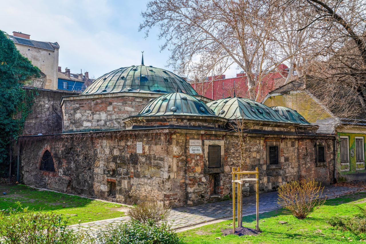 Bains Király