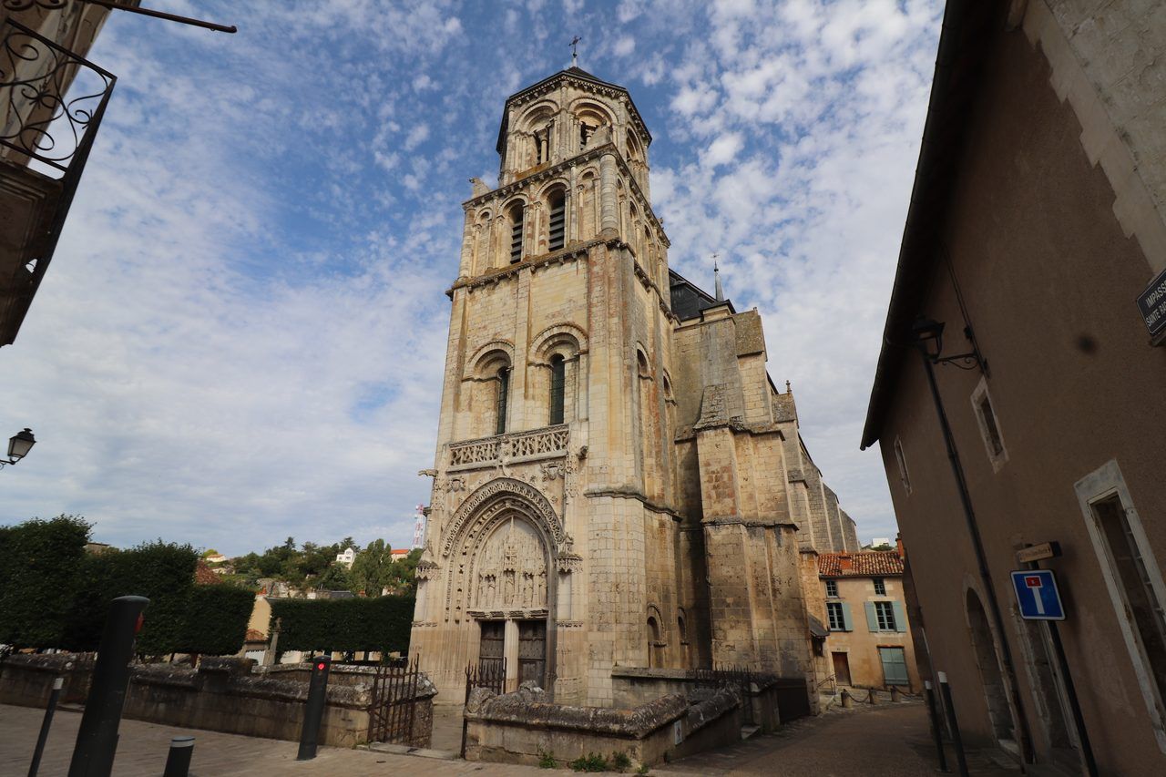 Église Sainte-Radegonde