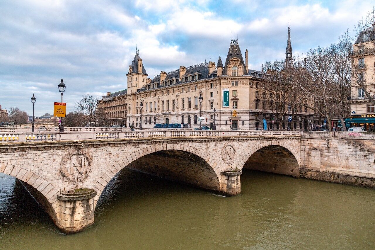 Rive gauche Paris