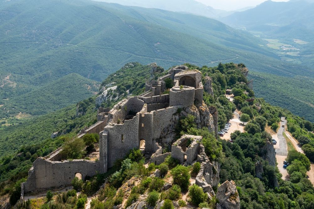 medieval-castle-peyrepertuse
