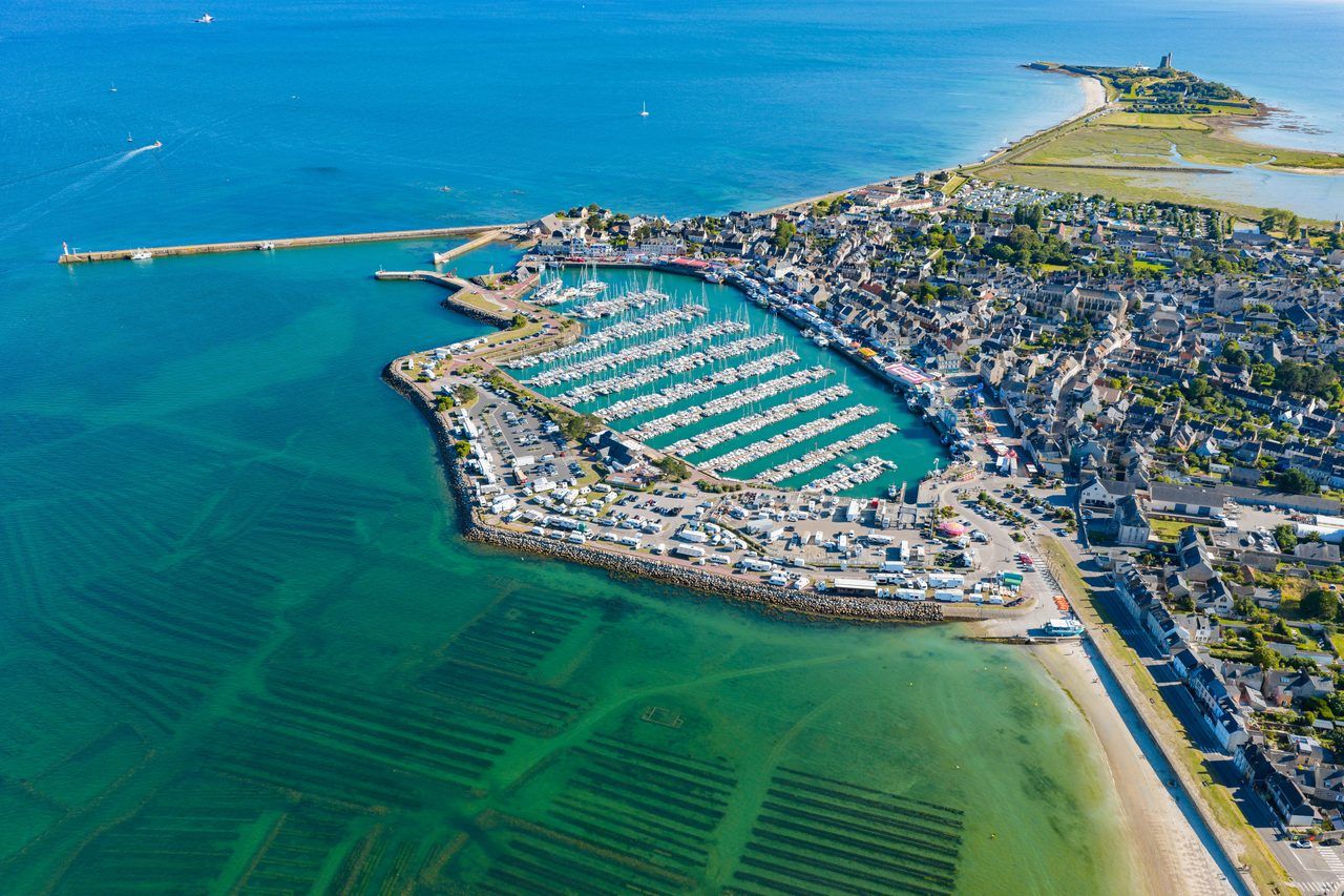 Le Cotentin en camping-car : itinéraire complet, aires et incontournables (2026)