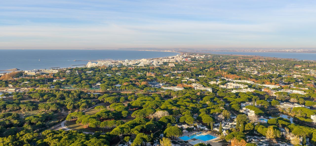 Plages de La Grande Motte : le guide complet 2026 (publiques, privées, accès)