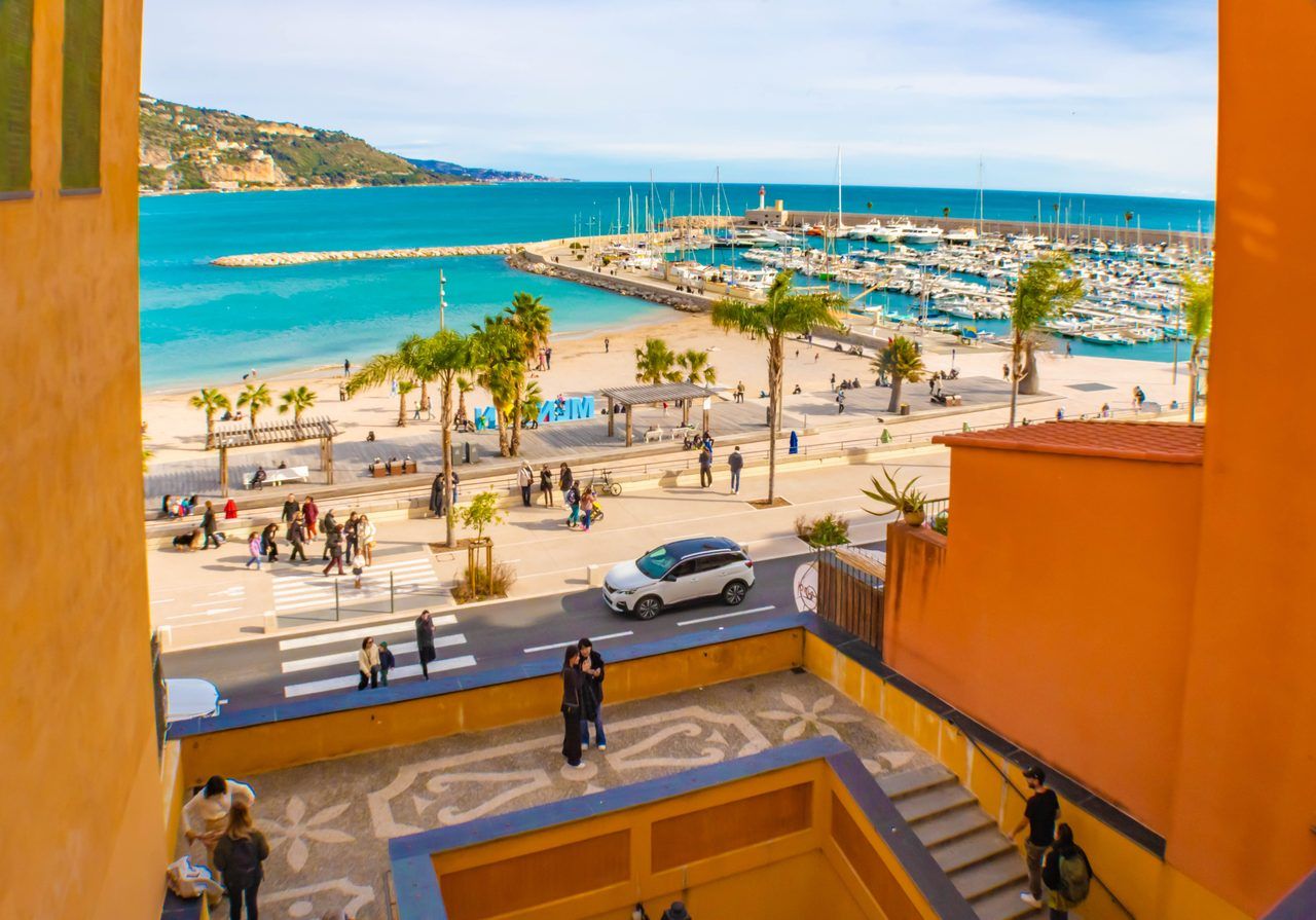 Plage de Menton