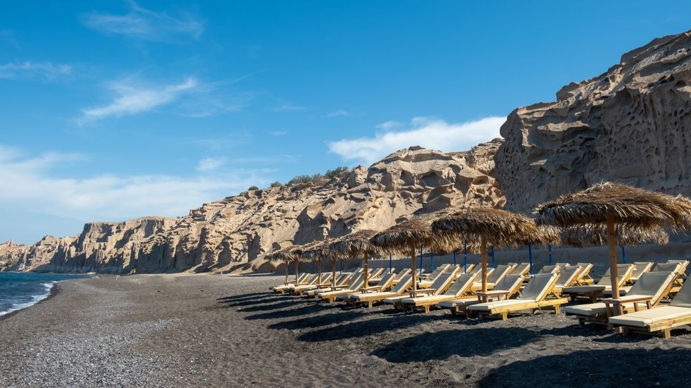Les 12 plus belles plages de Santorin où se baigner